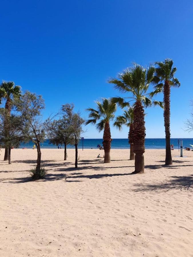Location Port Frejus, Bord De Mer Exteriér fotografie